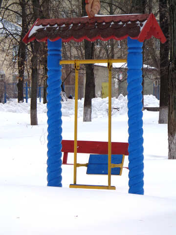 Swing in the snow №21526
