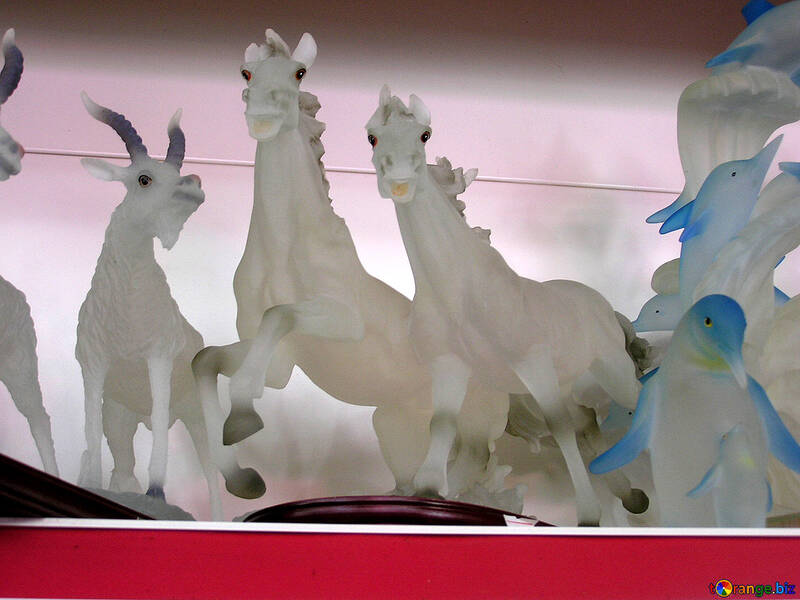Glass figurines horses and dolphins №21803