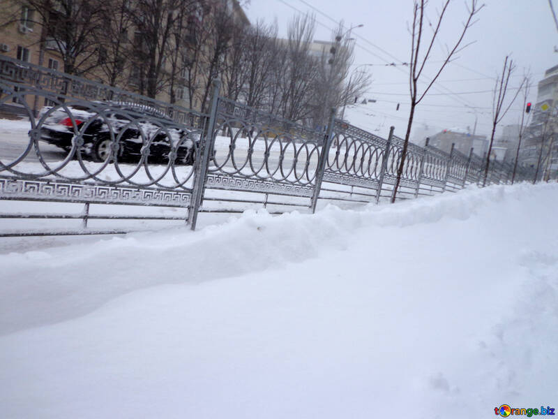 雪に覆われた道路 №21548