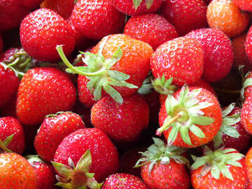 Background on the desktop strawberries №22391