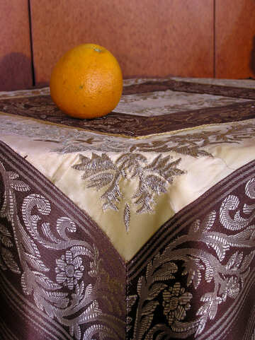 Orange auf dem Tisch №22001