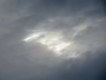 Ultimo raggio di sole tra le nuvole №22593