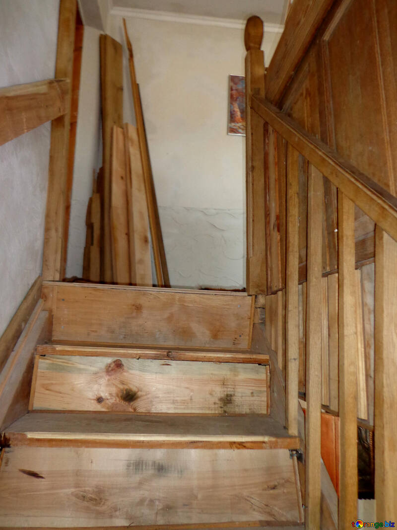 Home-made staircase in house made of wood №22861