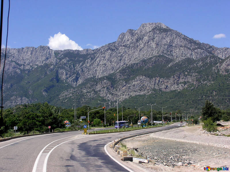 Estrada nas montanhas turcas №22049