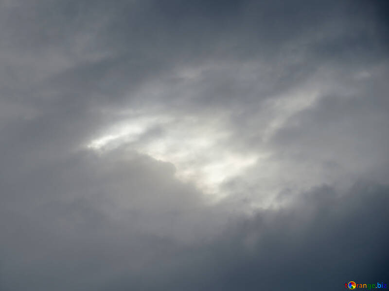 Último rayo de sol en las nubes №22593