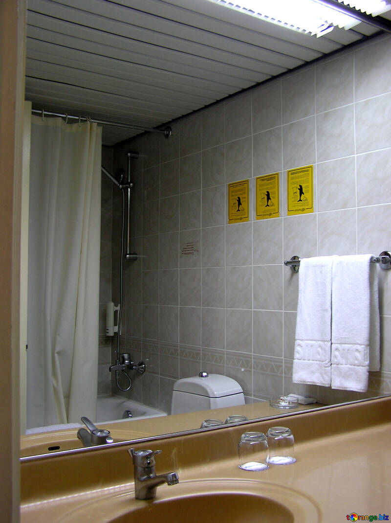 The bathroom in the hotel №22060