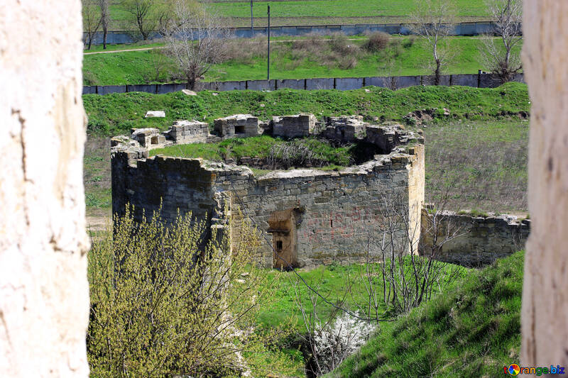 老朽化した古い要塞 №23658
