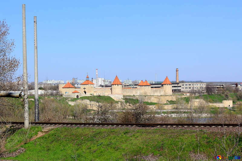 Die Festung auf der städtischen Landschaft №23846