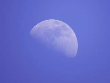 A huge moon №24537
