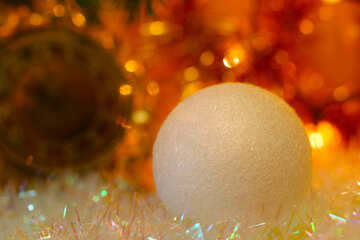 White ball for the new year №24565