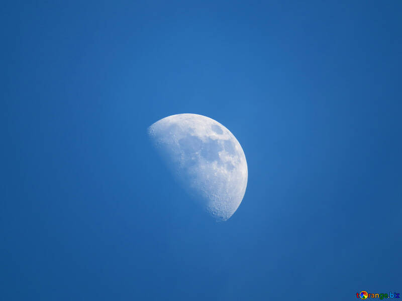 A lua no céu №24535