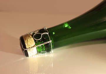 Bottle of champagne №25796