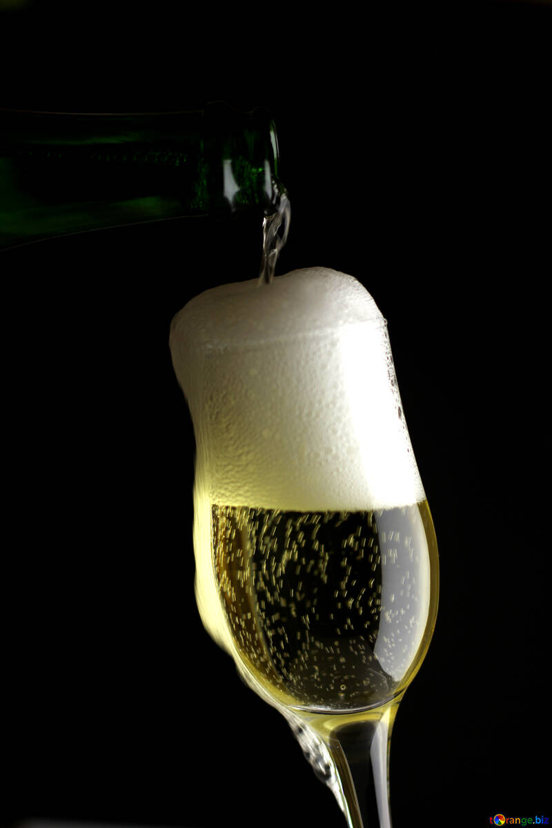 How to pour champagne №25762