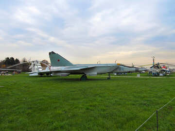 Militär-Luftfahrt-Museum №26345