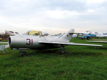 Primer avión de combate №26486