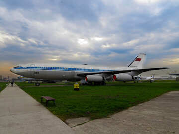 Large passenger plane №26400