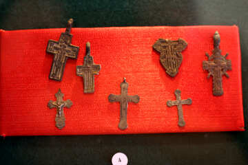 Vintage small cross №28411