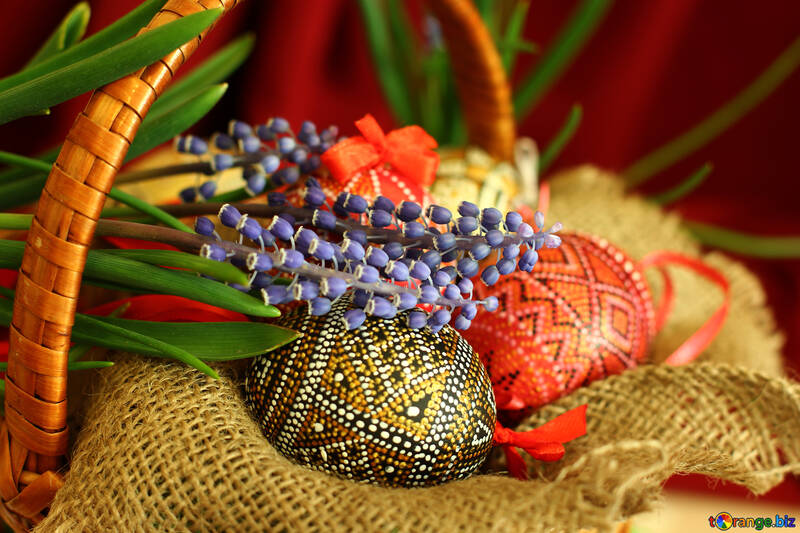 Las flores y los huevos de Pascua №29758