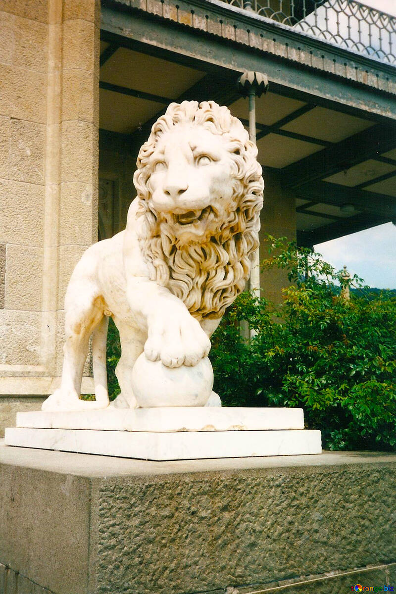 Skulptur des Löwen №29266