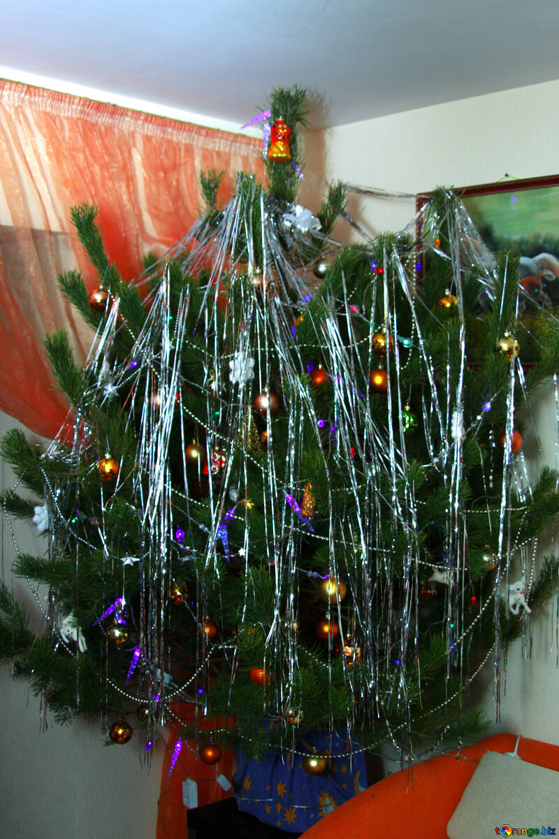 Weihnachtsbaum mit Regen №3944