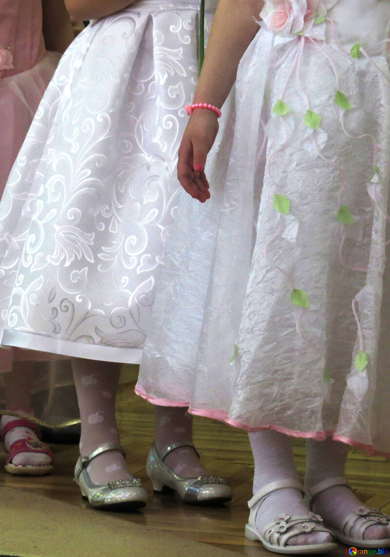 Bambini vestiti di danza №30400