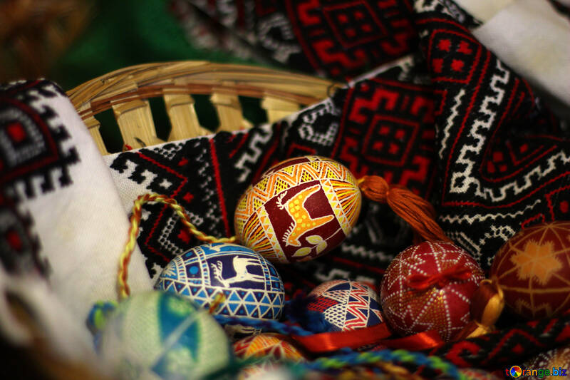 Easter eggs in basket №30068