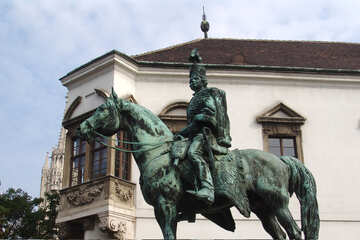 Estatua ecuestre de Hadik húsar cabalgando Gerente Hungría Budapest №31966