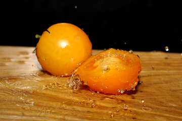 Tomato with splashes of water №31026