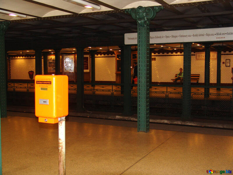 Estación de metro en Budapest, Hungría №31882