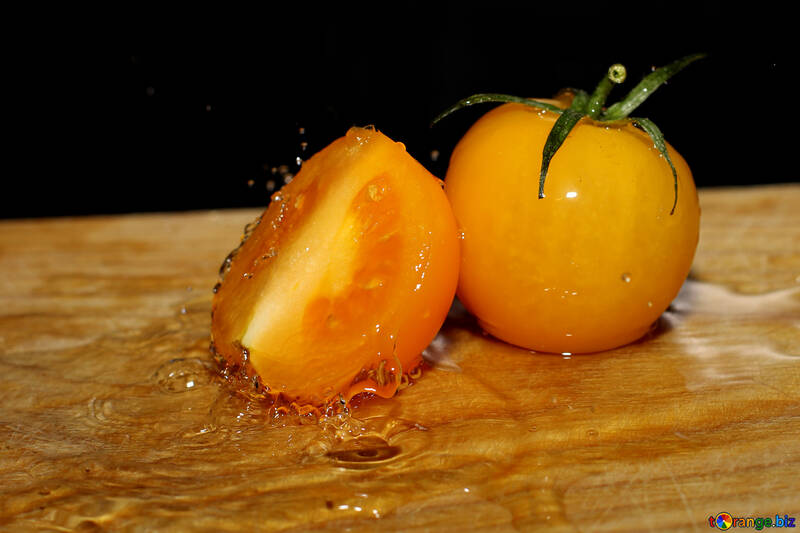 Tomato with water №31031