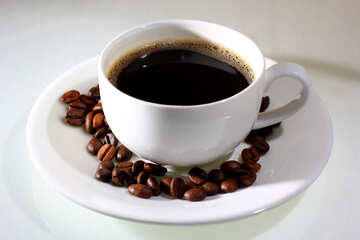 Tasse de café avec des haricots №32459