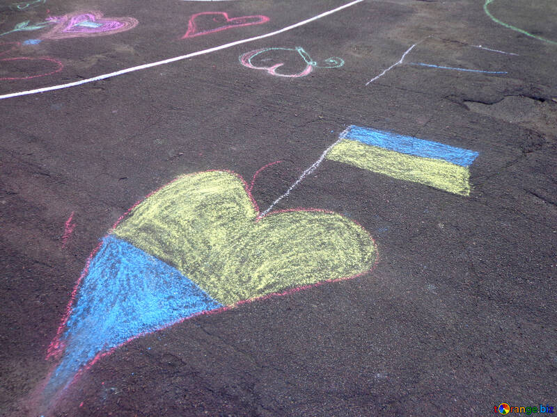 Children drawing with chalk №32579
