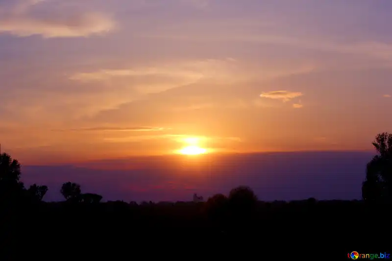 evening-sky-32447.webp