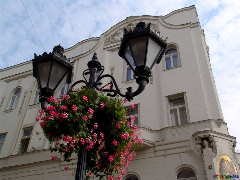 The oldest lamp near the old building №32019