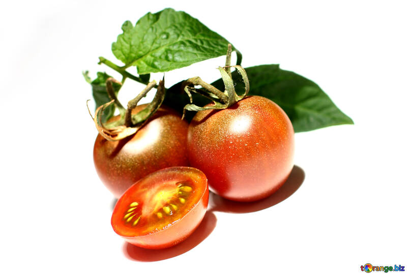 Tomatoes with leaves on white background №32902
