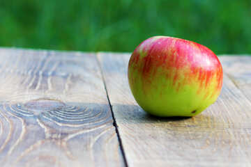 Яблуко №33586