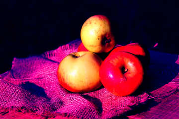 Radioactive apples №33549