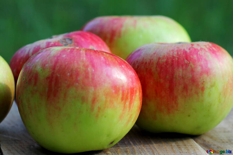 Manzanas frescas №33582