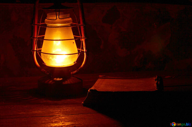 Antique lamp and book №33903