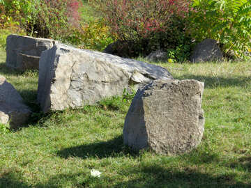 Large stones in design №35995