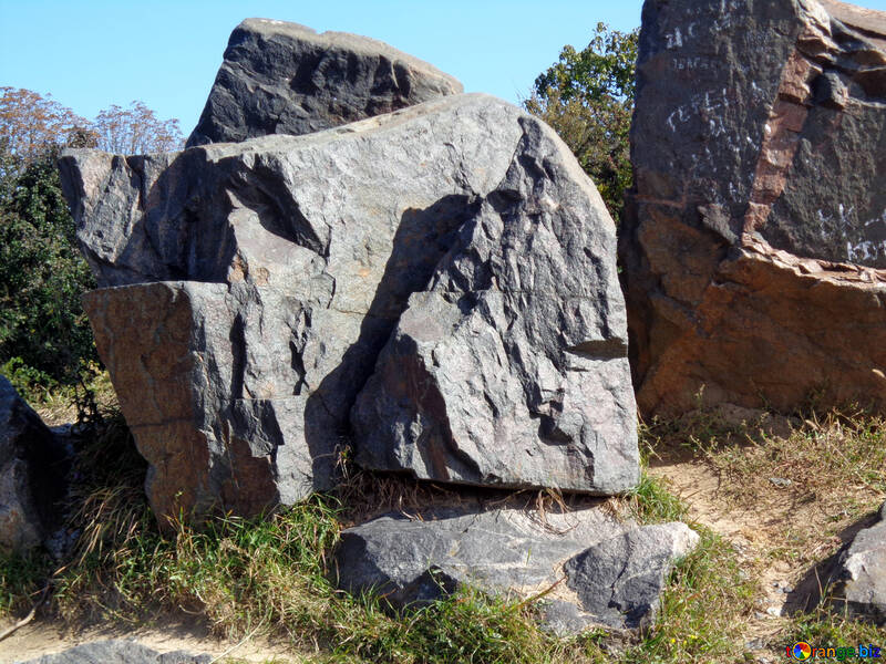 Large stones №35879