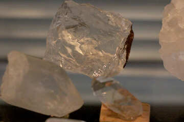Natural rock crystal №39425