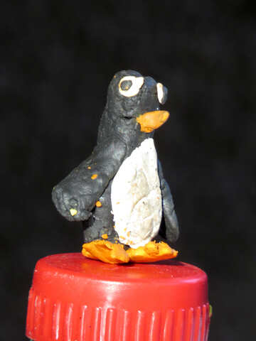 Penguin from plasticine №39187