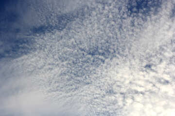 Piccole nuvole nel cielo №39300
