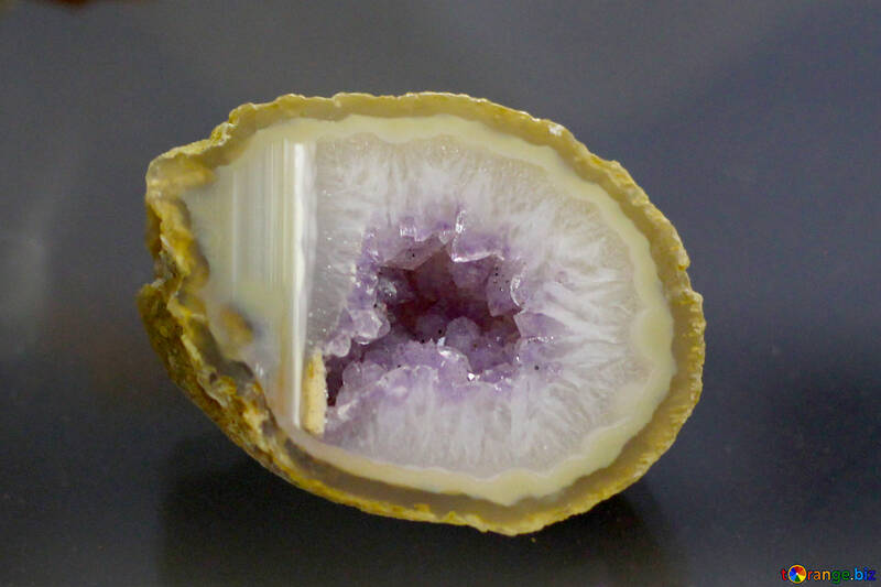 Agate with Amethyst №39497