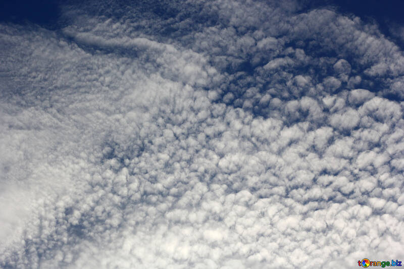 Beautiful clouds in the blue sky №39283