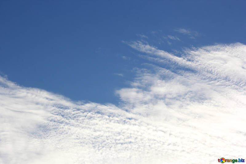 Der Hintergrund des Himmels mit Wolken №39267