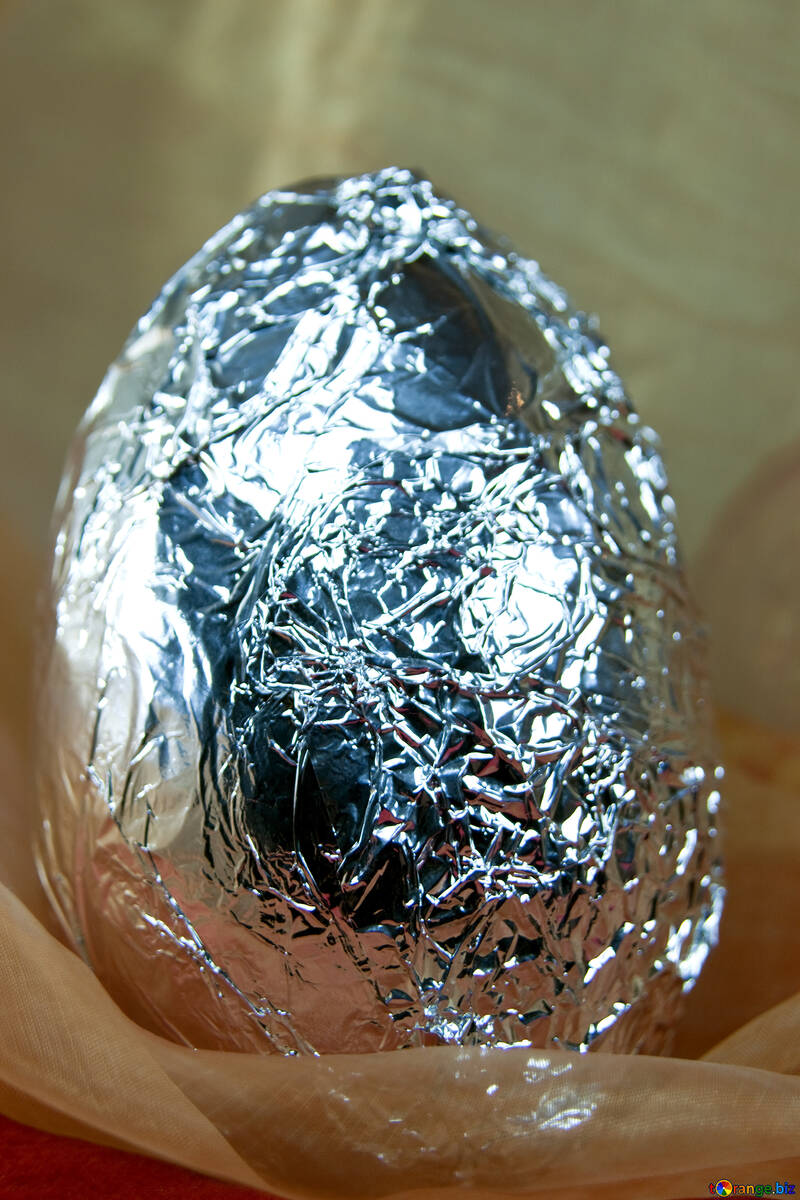 Uovo di cioccolato al cartoccio №4337
