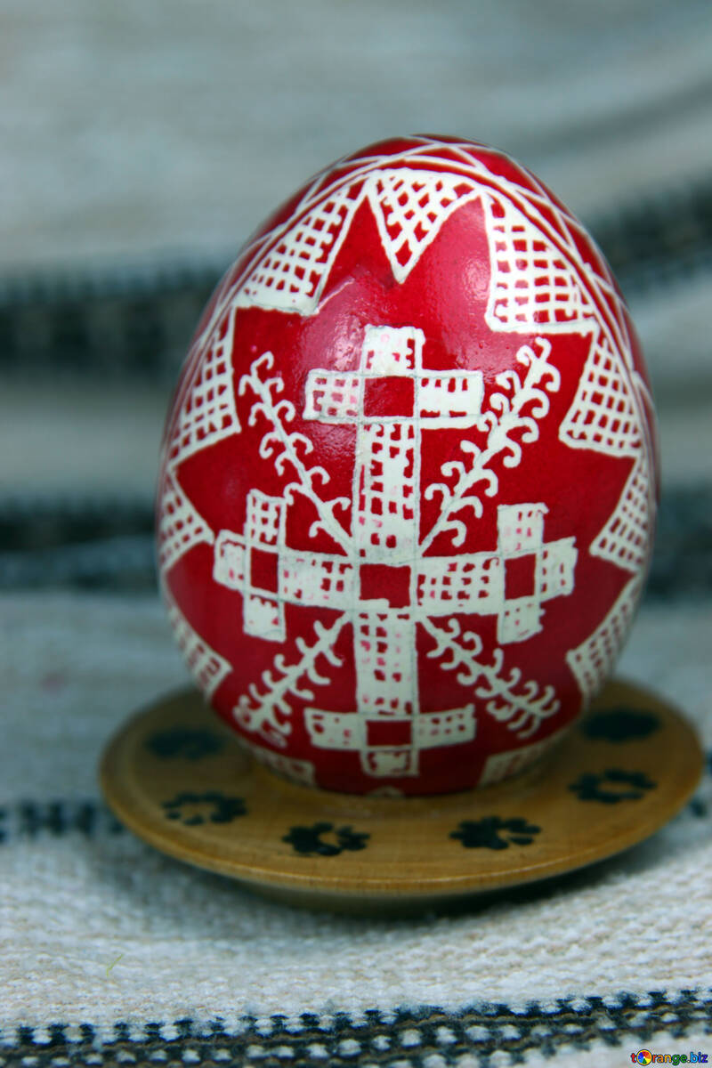 Easter egg. The symbol of the cross, roofs. The sign of divine power. №4370