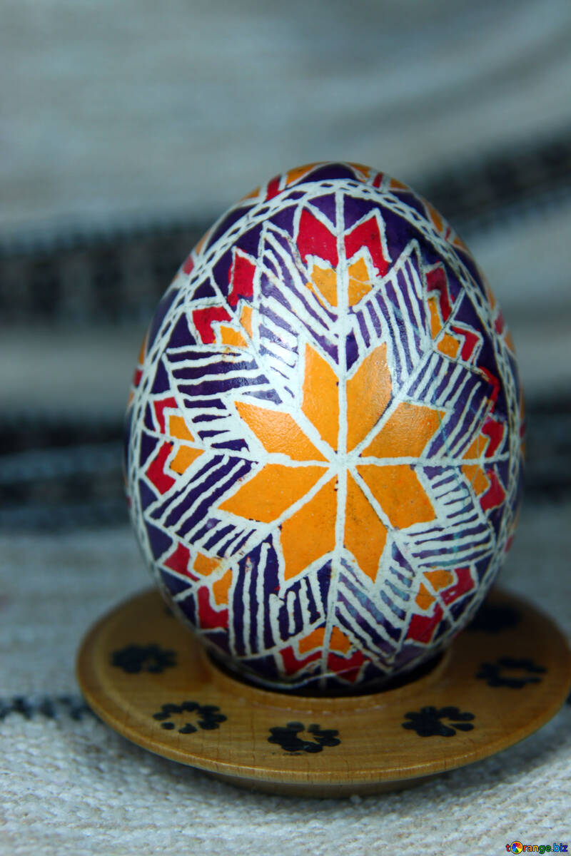 Pascua huevo Símbolo Estrella Colorete Zirka. Significa aparición de nuevo vida. №4373